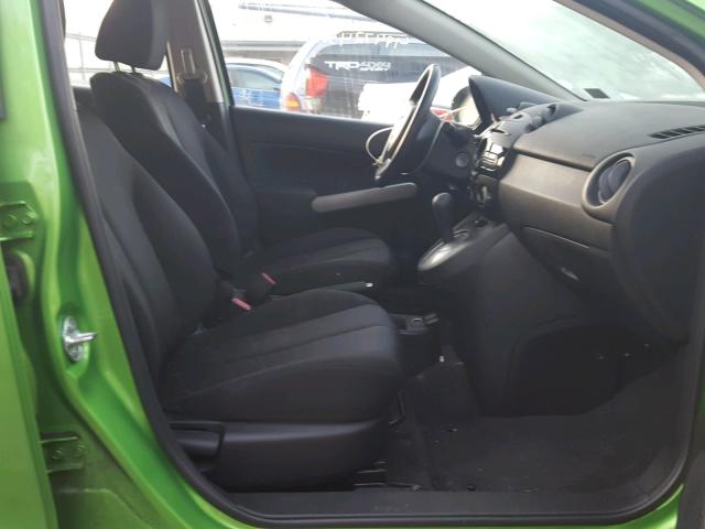 JM1DE1KZ2C0139216 - 2012 MAZDA MAZDA2 GREEN photo 5