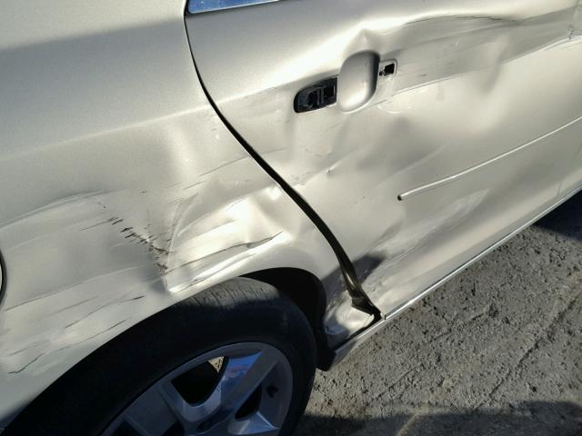 1G1ZC5EB9AF262399 - 2010 CHEVROLET MALIBU 1LT GOLD photo 9