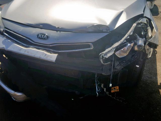 KNAFX6A8XE5237857 - 2014 KIA FORTE EX SILVER photo 9