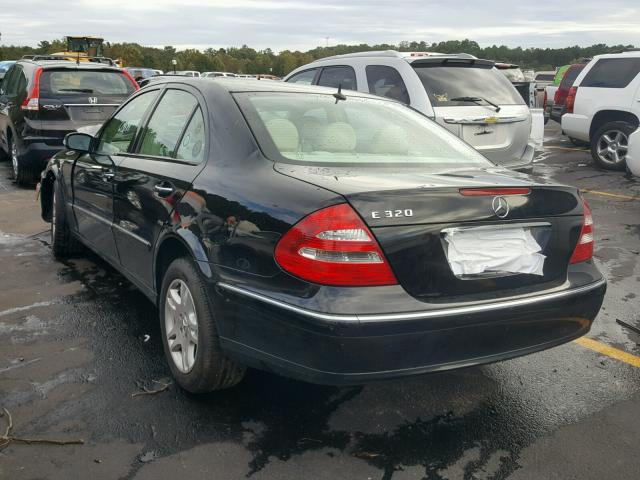 WDBUF65J75A711036 - 2005 MERCEDES-BENZ E 320 BLACK photo 3