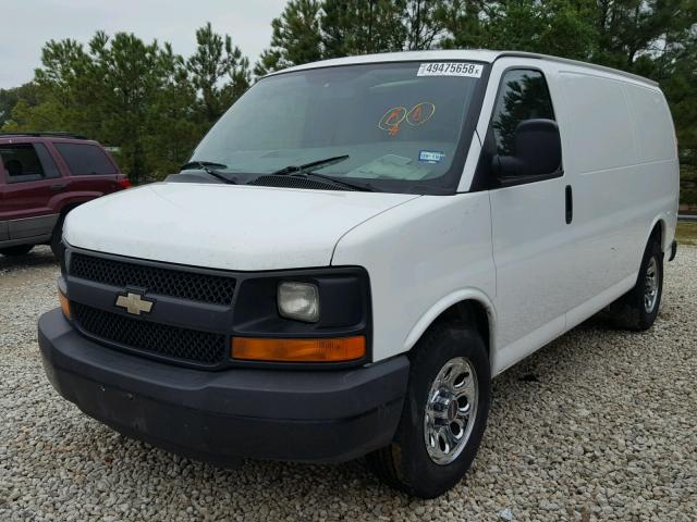 1GCSGAFXXC1118683 - 2012 CHEVROLET EXPRESS G1 WHITE photo 2