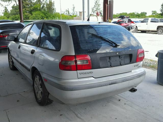 YV1VW2550YF581054 - 2000 VOLVO V40 GRAY photo 3