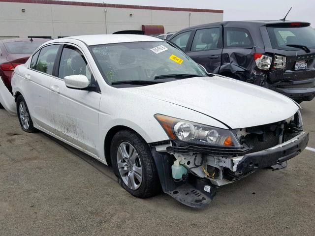 1HGCP2F64CA231564 - 2012 HONDA ACCORD SE WHITE photo 1