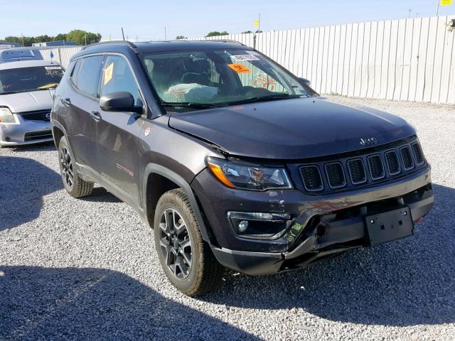 3C4NJDDB7KT748045 - 2019 JEEP COMPASS TR GRAY photo 1