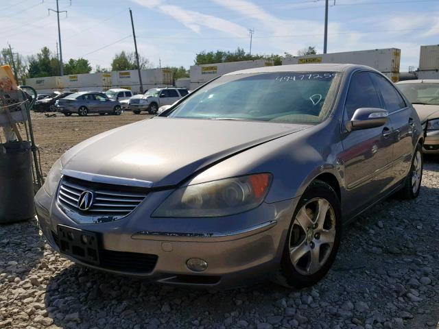 JH4KB16565C009057 - 2005 ACURA RL GRAY photo 2