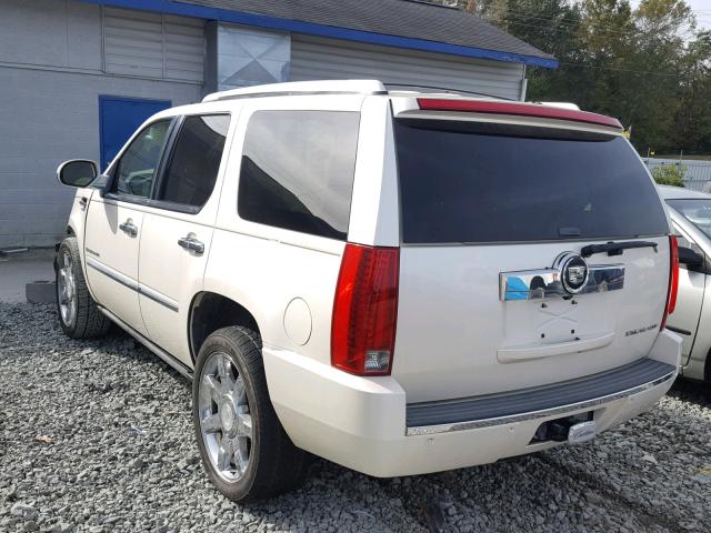 1GYFK63857R430129 - 2007 CADILLAC ESCALADE L WHITE photo 3