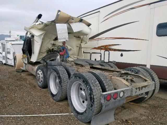 1XP5DB9X82D573826 - 2002 PETERBILT 379 WHITE photo 3