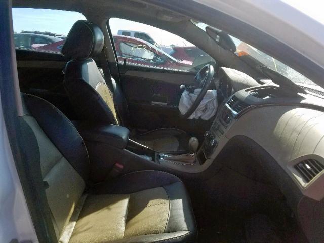 1G1ZE5EB2AF161764 - 2010 CHEVROLET MALIBU LTZ თეთრი ფოტო 5