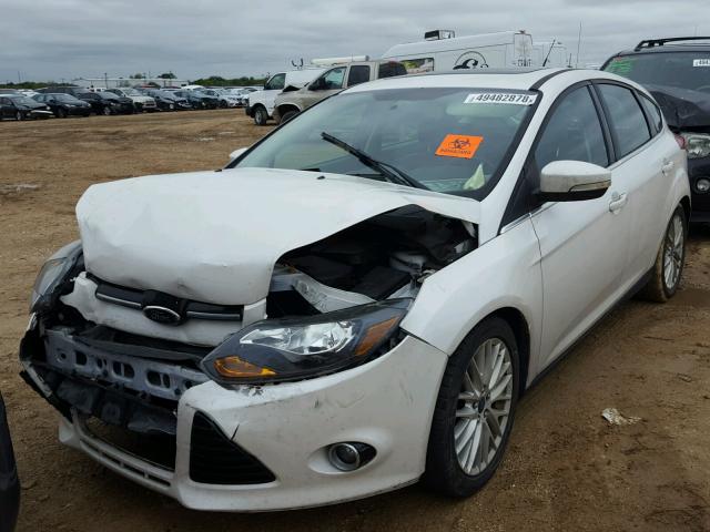 1FADP3N21EL250903 - 2014 FORD FOCUS TITA WHITE photo 2