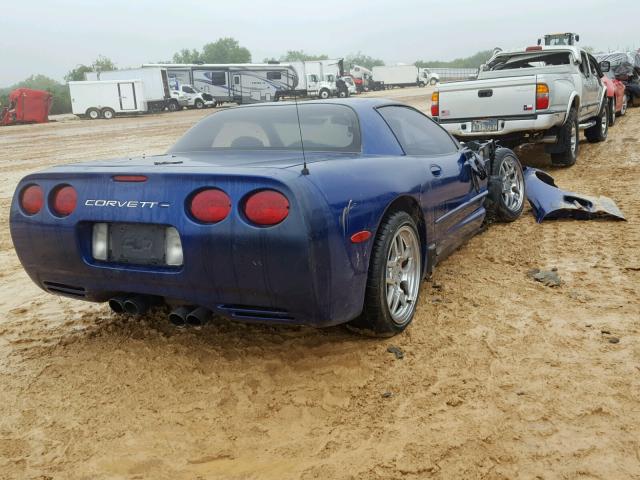 1G1YY12S525117202 - 2002 CHEVROLET CORVETTE Z BLUE photo 4