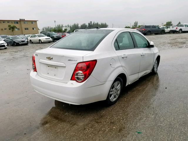 1G1JA5SH0C4188428 - 2012 CHEVROLET SONIC LS WHITE photo 4