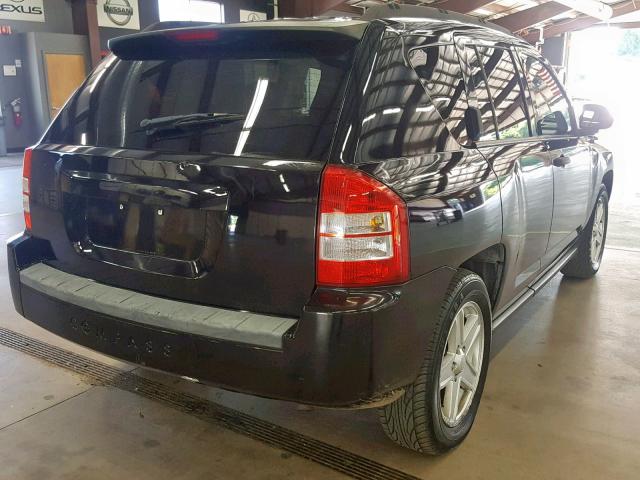 1J8FF47W57D123055 - 2007 JEEP COMPASS BLACK photo 4