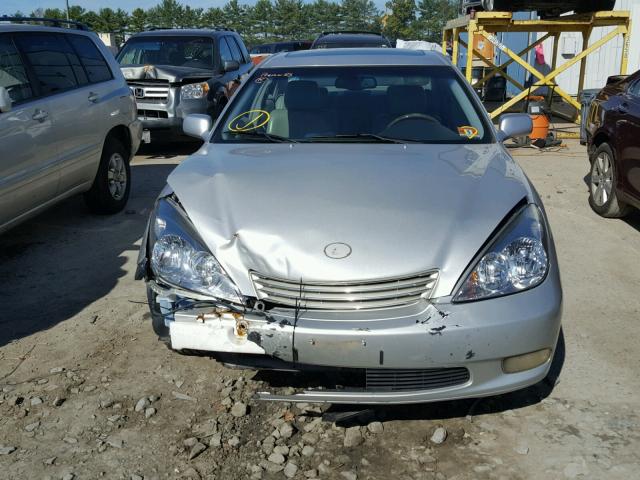 JTHBF30G130121984 - 2003 LEXUS ES 300 SILVER photo 9