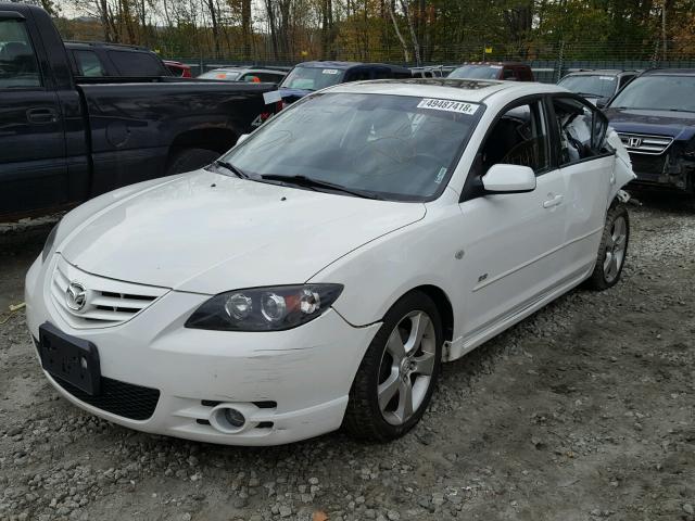 JM1BK323661456566 - 2006 MAZDA 3 S WHITE photo 2