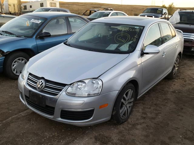 3VWSG71K66M655943 - 2006 VOLKSWAGEN JETTA 2.5 SILVER photo 2