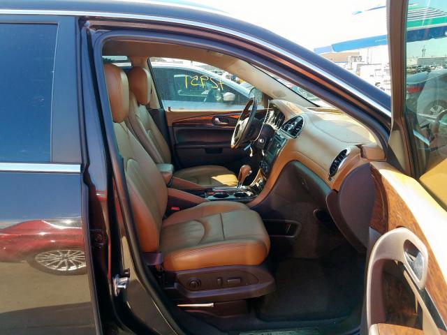 5GAKVCKD3DJ121957 - 2013 BUICK ENCLAVE BROWN photo 5