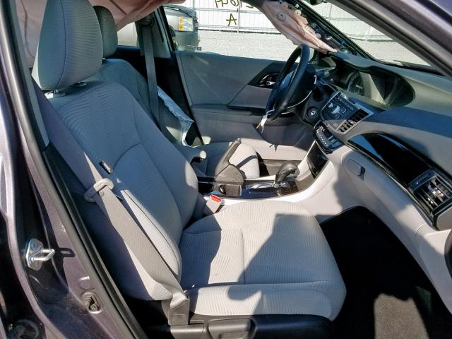 1HGCR2F38HA286087 - 2017 HONDA ACCORD LX GRAY photo 5