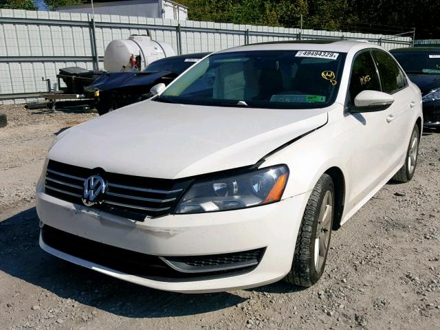 1VWBH7A32CC094983 - 2012 VOLKSWAGEN PASSAT SE WHITE photo 2