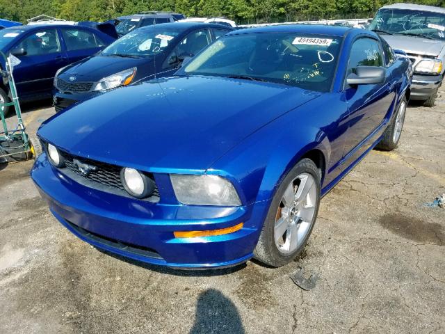 1ZVFT82HX65139306 - 2006 FORD MUSTANG GT BLUE photo 2