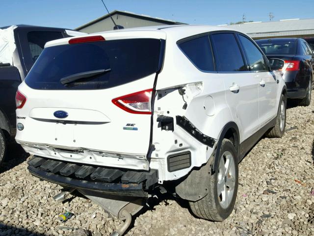 1FMCU9GX0GUC21802 - 2016 FORD ESCAPE SE WHITE photo 4