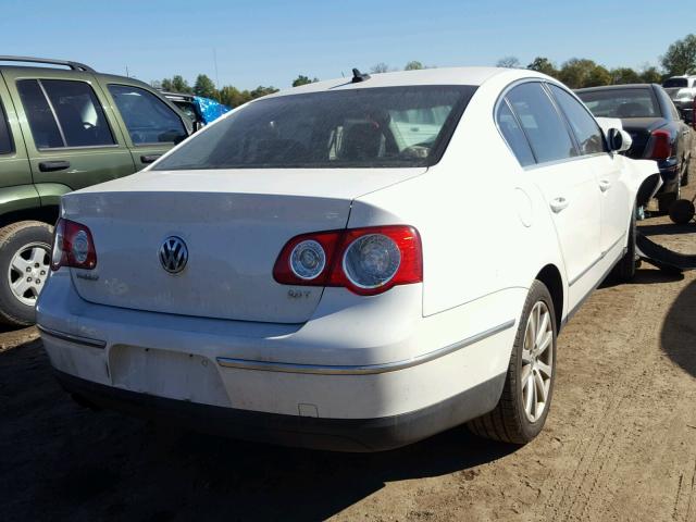 WVWJK7AN6AE097033 - 2010 VOLKSWAGEN PASSAT KOM WHITE photo 4