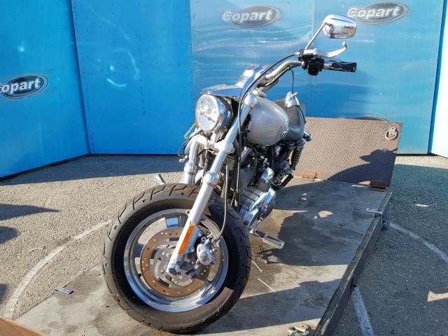 1HD1CT314CC437857 - 2012 HARLEY-DAVIDSON XL1200 C SILVER photo 2