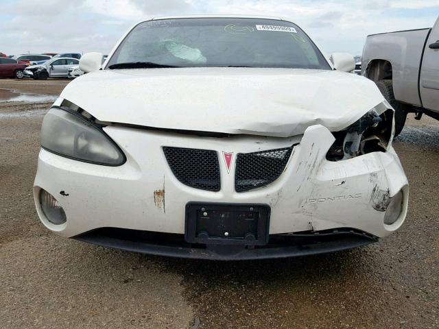 2G2WP552281173438 - 2008 PONTIAC GRAND PRIX WHITE photo 9