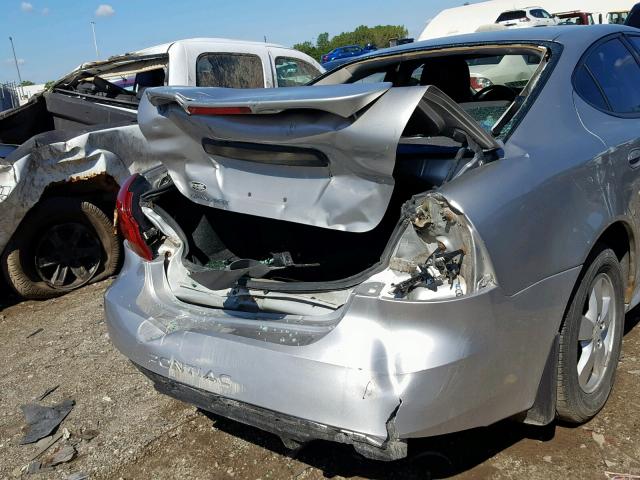 2G2WP552581103173 - 2008 PONTIAC GRAND PRIX SILVER photo 9
