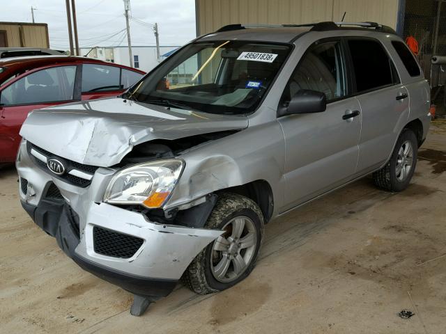 KNDKG3A43A7718593 - 2010 KIA SPORTAGE L SILVER photo 2