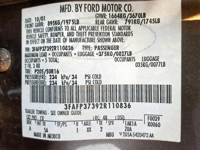 3FAFP37392R110836 - 2002 FORD FOCUS ZX5 GRAY photo 10