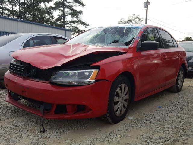 3VW2K7AJXCM366825 - 2012 VOLKSWAGEN JETTA BASE RED photo 2