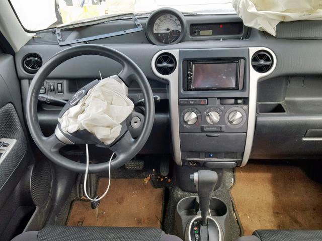 JTLKT324950207726 - 2005 TOYOTA SCION XB 灰色 照片 9