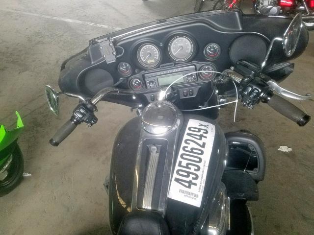 1HD1FC4108Y696068 - 2008 HARLEY-DAVIDSON FLHTCUI BLACK photo 5