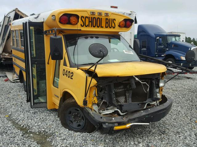 1GBHG31V541140351 - 2004 CHEVROLET EXPRESS 35 YELLOW photo 1