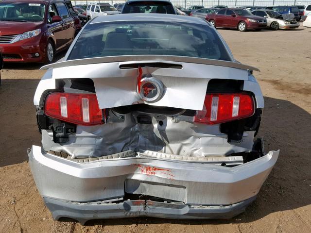 1ZVBP8CF7C5247555 - 2012 FORD MUSTANG GT SILVER photo 9