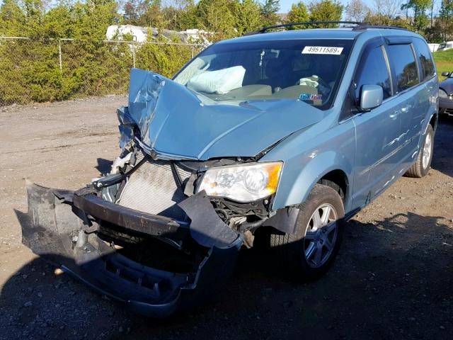 2A4RR5D1XAR285692 - 2010 CHRYSLER TOWN & COU BLUE photo 2