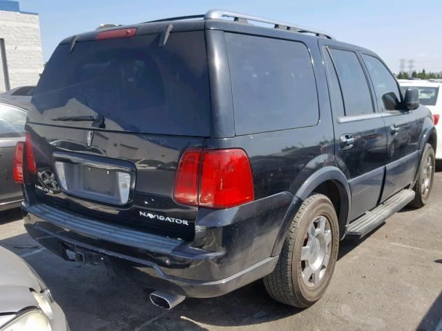 5LMFU27565LJ17141 - 2005 LINCOLN NAVIGATOR BLACK photo 4