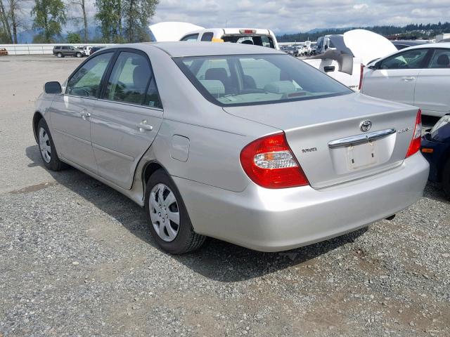 4T1BE32K34U932892 - 2004 TOYOTA CAMRY LE SILVER photo 3