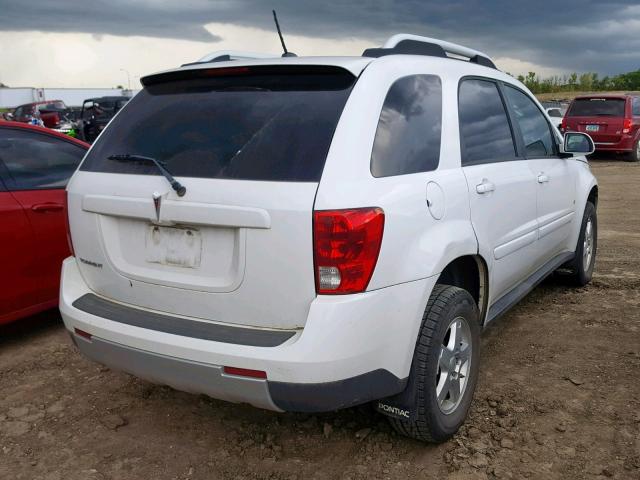 2CKDL33F186295762 - 2008 PONTIAC TORRENT WHITE photo 4