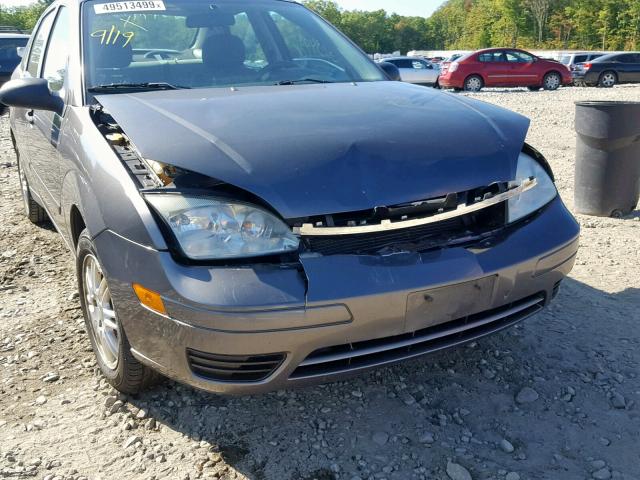 1FAFP34N87W319799 - 2007 FORD FOCUS ZX4 GRAY photo 9