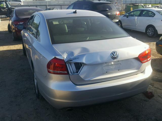 1VWBH7A36CC038402 - 2012 VOLKSWAGEN PASSAT SE SILVER photo 3