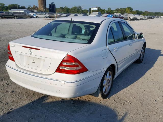 WDBRF61JX2F246892 - 2002 MERCEDES-BENZ C 240 WHITE photo 4