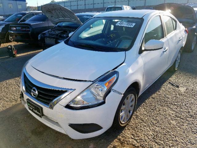 3N1CN7AP9HL838659 - 2017 NISSAN VERSA S WHITE photo 2