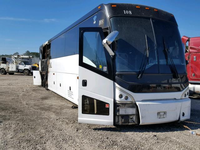 2MG3JMBA6EW066919 - 2014 MOTOR COACH INDUSTRIES TRANSIT BU WHITE photo 1