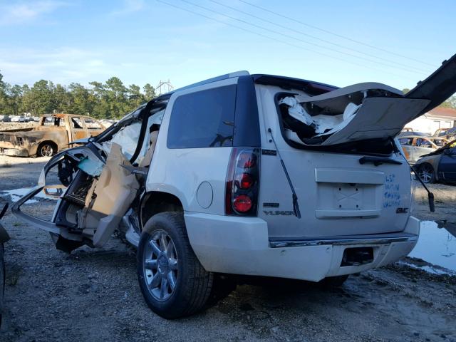 1GKS1EEF7BR219007 - 2011 GMC YUKON DENA WHITE photo 3