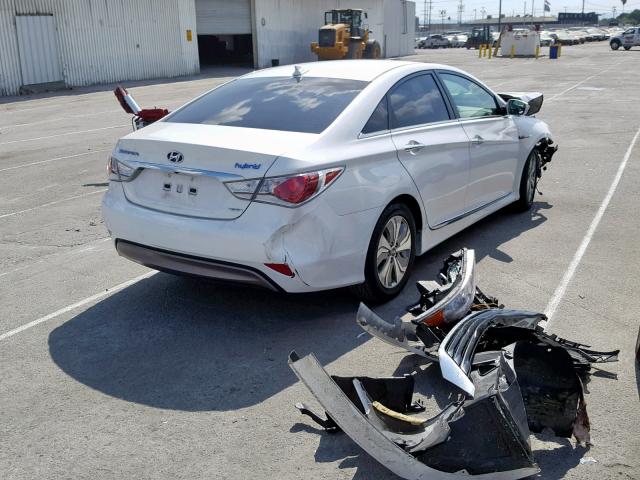 KMHEC4A45DA073625 - 2013 HYUNDAI SONATA HYB WHITE photo 4