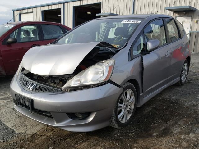 JHMGE8G42AC006517 - 2010 HONDA FIT SPORT SILVER photo 2