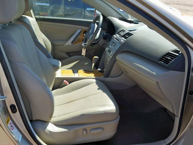 JTNBE46K573018637 - 2007 TOYOTA CAMRY NEW BEIGE photo 5