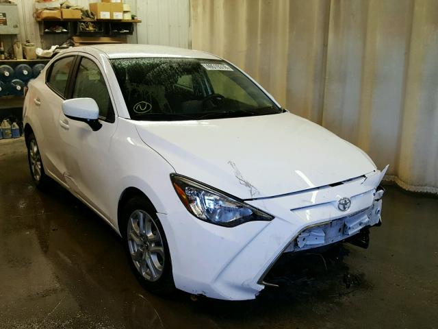 3MYDLBYV6HY178020 - 2017 TOYOTA YARIS IA WHITE photo 1