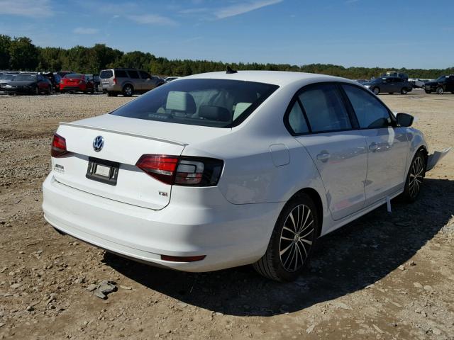 3VWD17AJ1GM287321 - 2016 VOLKSWAGEN JETTA SPOR WHITE photo 4